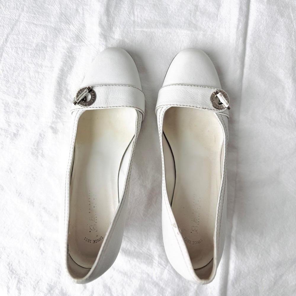 BALLY Heels in White with Silver Hardware - Picture 6 of 10